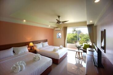 Villa Blanca Hotel & Restaurant