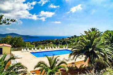 Mono Le Lecce 25 B - Capoliveri - Elba Island