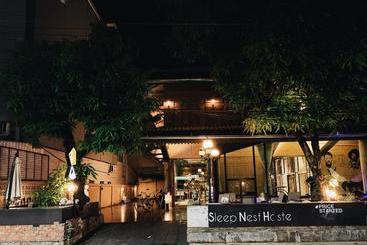 Sleep Nest Hostel