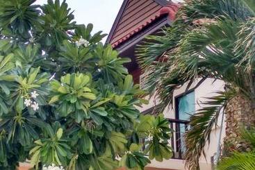 تختخواب و صبحانه Ocean 11 Residence