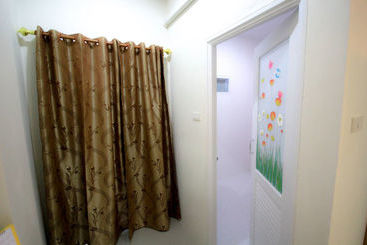 تختخواب و صبحانه Orapan Place