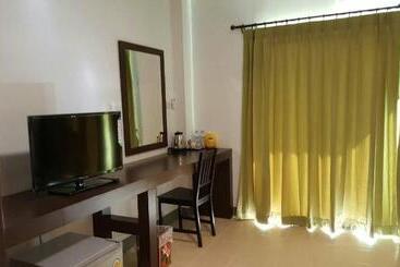 تختخواب و صبحانه Ztalay House