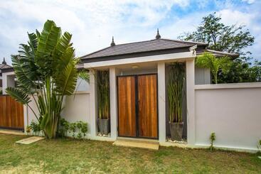 Emotion 2 Villa By G Estate