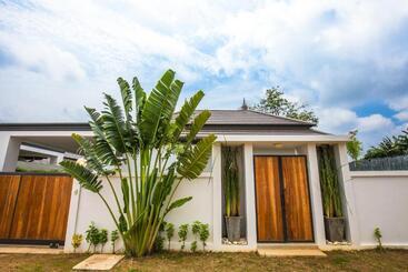 Emotion 2 Villa By G Estate