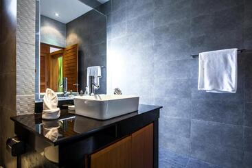 Emotion 2 Villa By G Estate