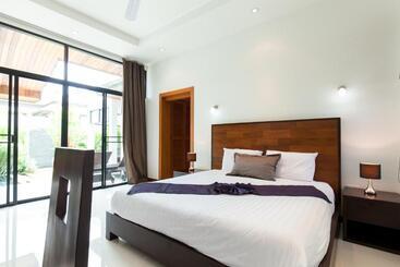 Emotion 2 Villa By G Estate