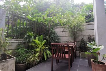 Hide Bangkok Hostel