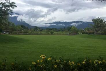 هتل Azalea Village Wellness Resort