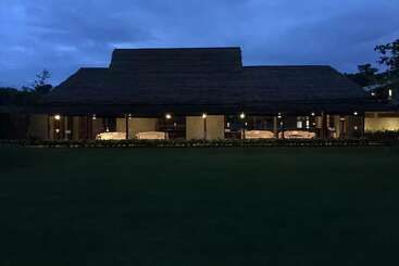 هتل Azalea Village Wellness Resort
