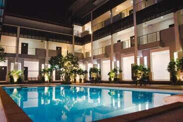 هتل Bualinn Resort