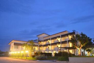 هتل Bualinn Resort