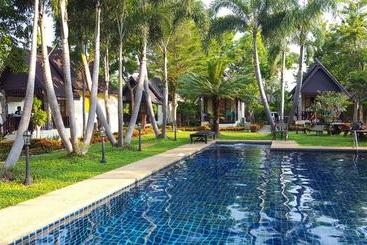 هتل Prachuap Garden View Resort