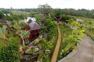 هتل Prachuap Garden View Resort