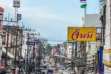 هتل Thai
