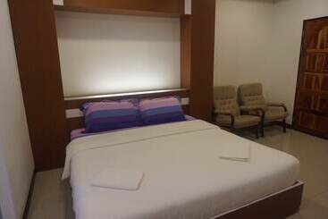 호텔 The Lion Residence