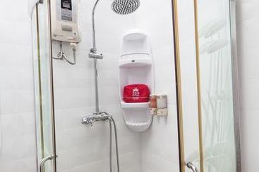 هتل Zen Rooms Soi Baan Khun Penn