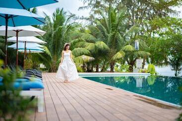Pawapi Beach Resort Koh Mook