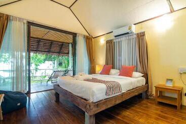 Pawapi Beach Resort Koh Mook