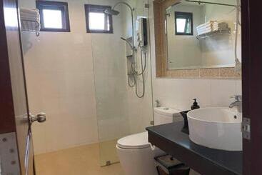 استراحتگاه Arthaya Villas   Sha Extra Plus