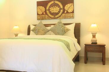 استراحتگاه Arthaya Villas   Sha Extra Plus