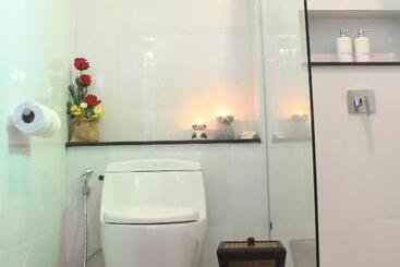 استراحتگاه Arthaya Villas   Sha Extra Plus