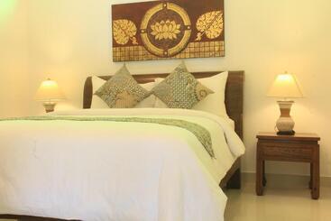 استراحتگاه Arthaya Villas   Sha Extra Plus