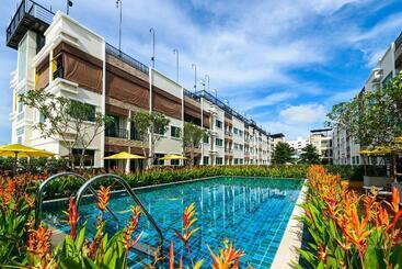 استراحتگاه Suvarnabhumi Ville Airport