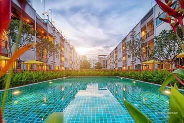 استراحتگاه Suvarnabhumi Ville Airport