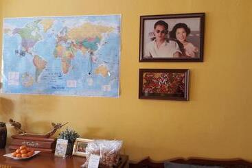 Thai Thai Hostel