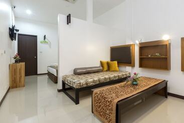 The Lantern Hostel And Spa