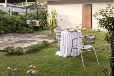 The Lantern Hostel And Spa