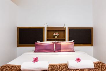 The Lantern Hostel And Spa