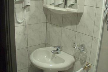 تختخواب و صبحانه Guest House Vila Lux