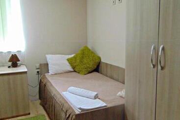 Garni Hotel Tri O