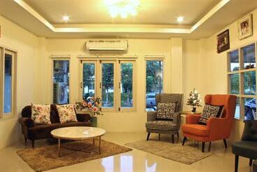 هتل Green Apple Villa