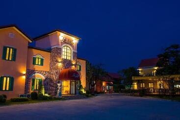 هتل La Villa Boutique
