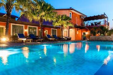 هتل La Villa Boutique