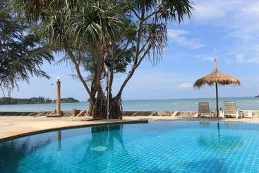 هتل Salatan Resort
