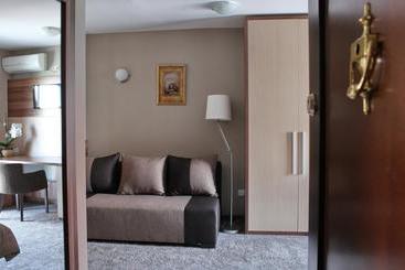 Garni Hotel Tema Nova