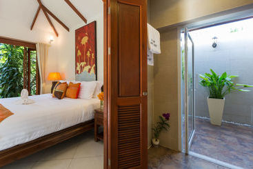 هتل Villa Baan Tawan Chai