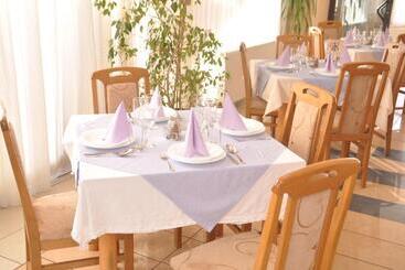 مُتل Garni Hotel Lake