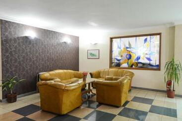 مُتل Garni Hotel Lake