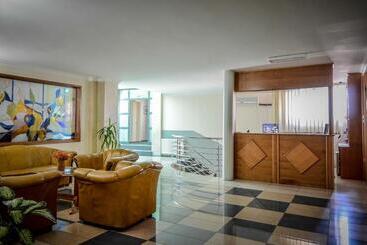 مُتل Garni Hotel Lake