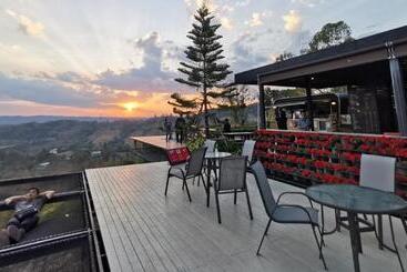 Phukaew Resort & Adventure Park