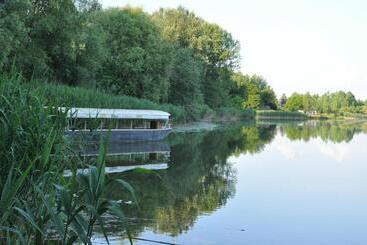 استراحتگاه Chalets & Rooms čarda šebešfok