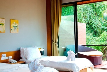 استراحتگاه The Grace Amphawa