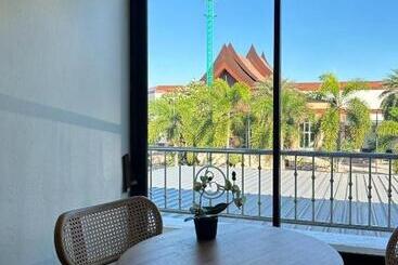 Siam River Resort