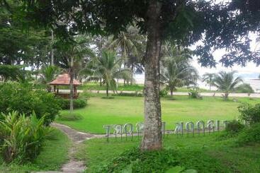Suntisook Resort
