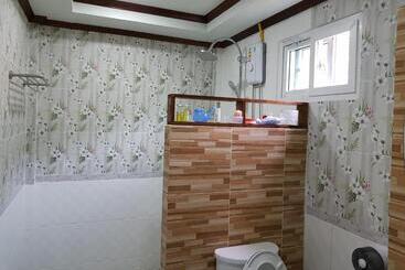 Suntisook Resort