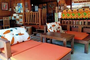 Suntisook Resort